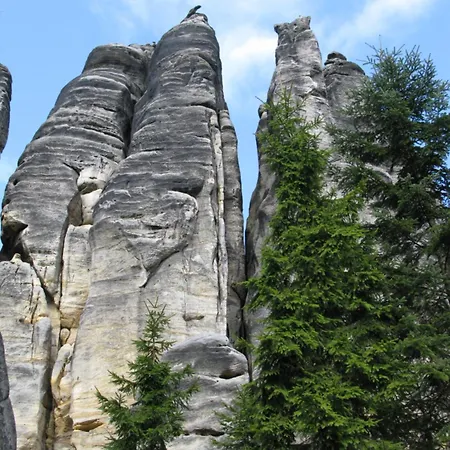 House In The Rocks Ceska Metuje