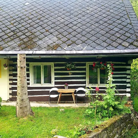 House In The Rocks *