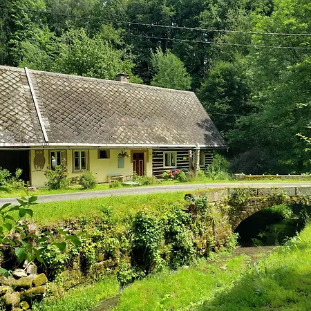 Feriehus House In The Rocks