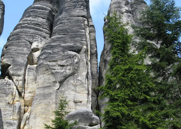 House In The Rocks Ceska Metuje